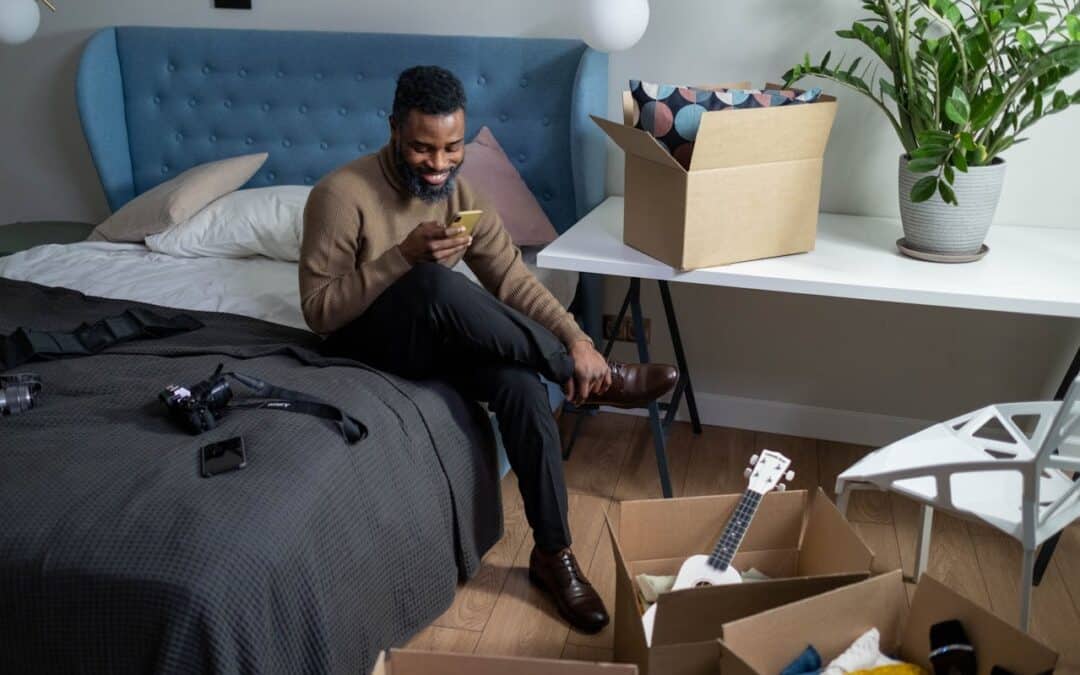 Here’s How to Properly Declutter with Your Finances in Mind